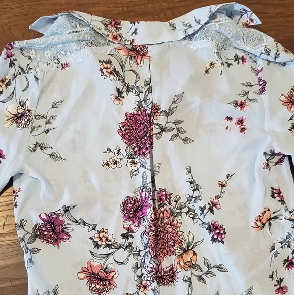 NWT Candies button down floral shirt size M - Picture 6 of 7